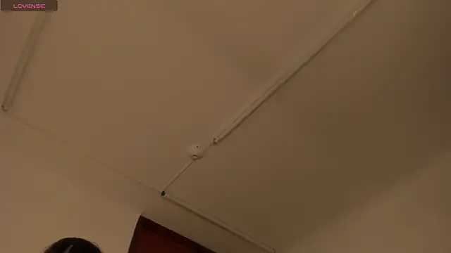 Snapshot of Samanntha_Rose chatting on January 2025 06:32:02 PM Samanntha Rose online show from January 2025 06:32:02 PM