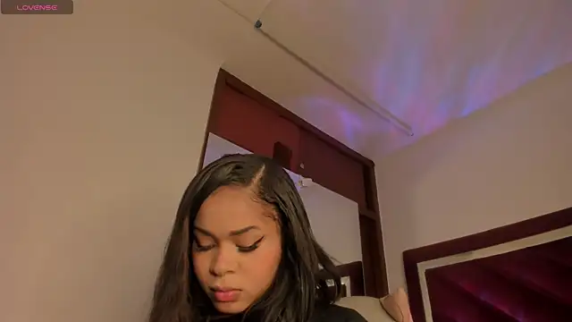 Snapshot of Samanntha_Rose chatting on January 2025 07:21:01 PM Samanntha Rose online show from January 2025 07:21:01 PM