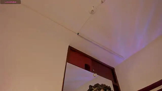 Snapshot of Samanntha_Rose chatting on February 2025 07:10:01 PM Samanntha Rose online show from February 2025 07:10:01 PM