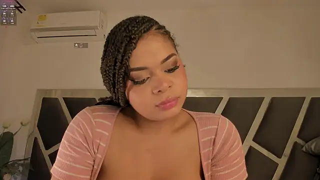 Snapshot of Samanntha_Rose chatting on October 2025 07:32:01 PM Samanntha Rose online show from October 2025 07:32:01 PM