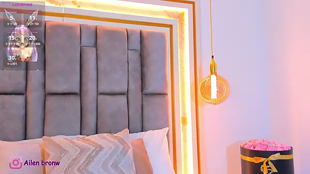 elianabrown online show from November 2025 10:48:02 PM