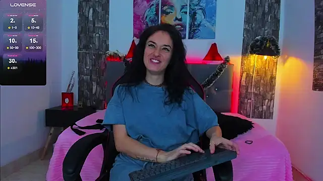 Snapshot of Allison_sc chatting on December 2024 09:35:01 PM Allison sc online show from December 2024 09:35:01 PM