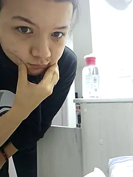 azumiichan online show from March 2025 04:25:01 AM