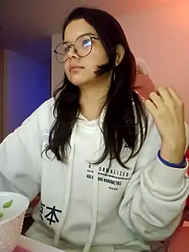 azumiichan online show from December 2025 12:16:02 AM