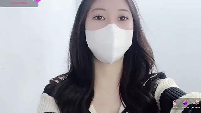 Snapshot of tanhxiu chatting on November 2025 01:32:01 PM tanhxiu online show from November 2025 01:32:01 PM