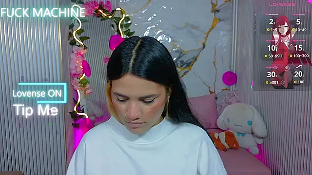 Chiara tay online show from June 2026 07:35:02 PM