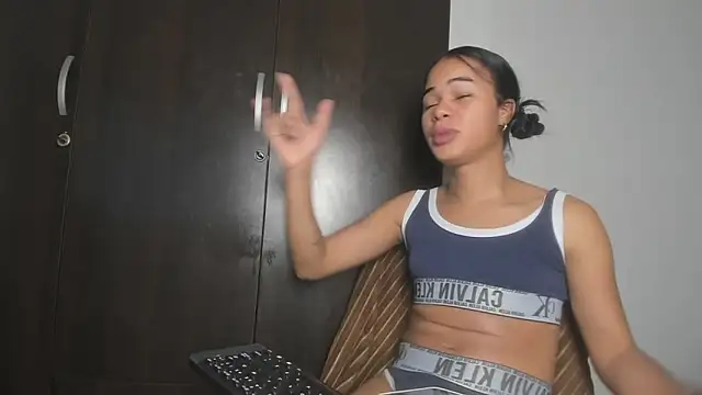 meghanSusexx online show from March 2025 11:43:01 PM