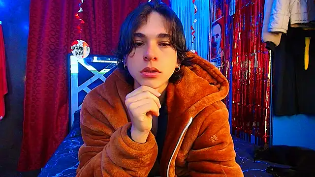 Luke Howland online show from February 2025 09:14:01 PM