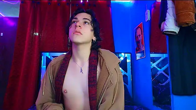 Luke Howland online show from March 2025 08:27:02 PM