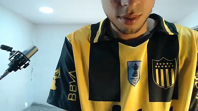 danielitopapuu online show from September 2025 10:22:02 PM