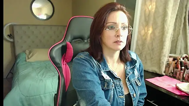 Carol Scottt online show from September 2025 08:05:02 AM