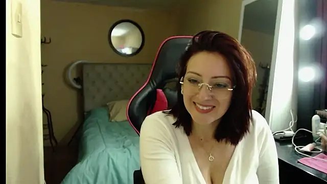 Carol Scottt online show from September 2025 09:18:01 PM