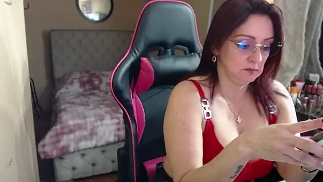 Carol Scottt online show from May 2026 07:44:01 PM