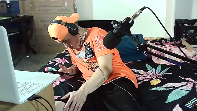 --D-a-D-D-y- online show from March 2025 07:37:01 AM