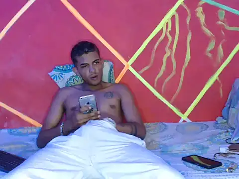 Tremen69- online show from February 2025 09:10:01 PM