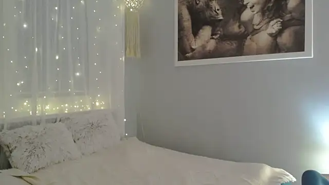 JulietteDiamond online show from January 2025 09:57:01 PM