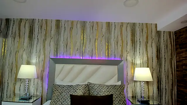 SophiaLaurens online show from February 2025 05:09:02 PM