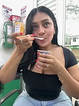 sarasoto 1 online show from February 2025 10:42:02 PM