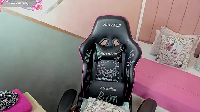 ginebra ness online show from December 2024 02:24:02 PM