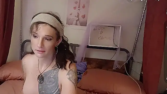 cassiemichellexx online show from July 2026 10:21:02 AM