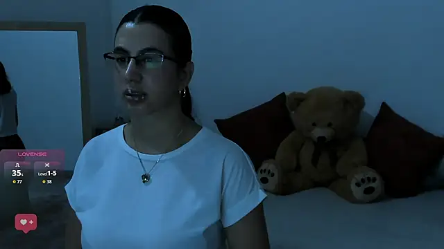 Snapshot of _AllisonSweet_ chatting on July 2026 08:33:02 PM AllisonSweet online show from July 2026 08:33:02 PM