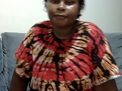 Pretty lilly02 online show from May 2026 03:47:01 AM