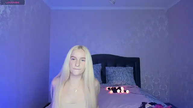 Amanda054 online show from December 2024 05:35:02 PM