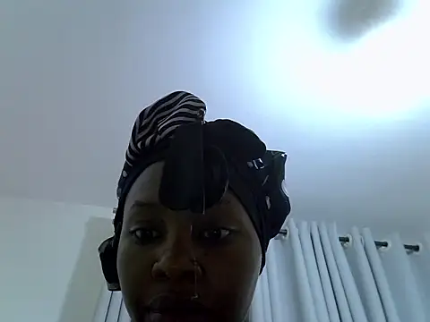 Queen loveer online show from March 2026 03:22:02 AM