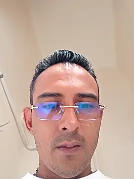 paisa233 online show from September 2025 04:28:02 PM