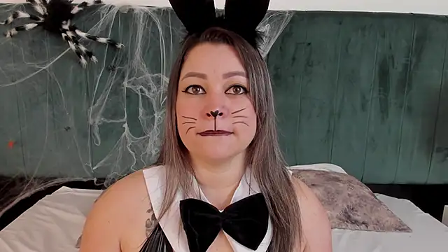 PandoraB  online show from October 2025 11:55:01 AM