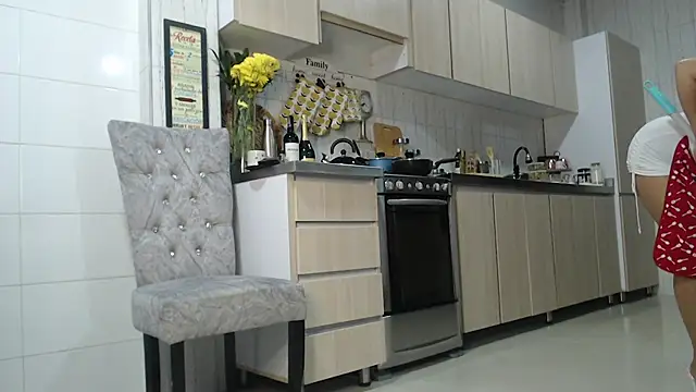 Snapshot of Jadeee_ chatting on February 2025 12:41:01 AM Jadeee online show from February 2025 12:41:01 AM