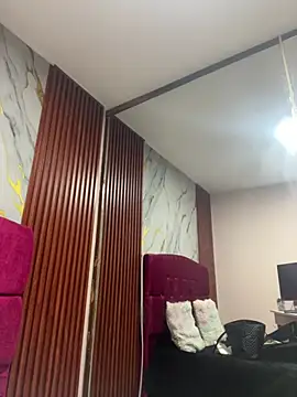 Snapshot of angellique_22 chatting on March 2026 04:15:02 AM angellique 22 online show from March 2026 04:15:02 AM