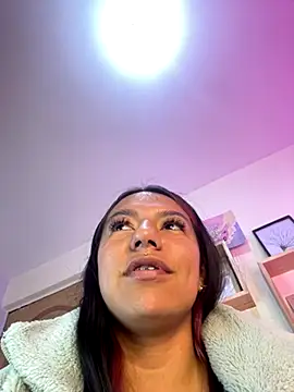 Ivann4 online show from October 2025 09:12:02 PM