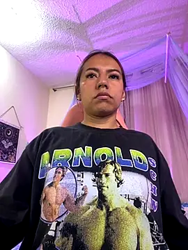 Ivann4 online show from October 2025 08:54:02 PM