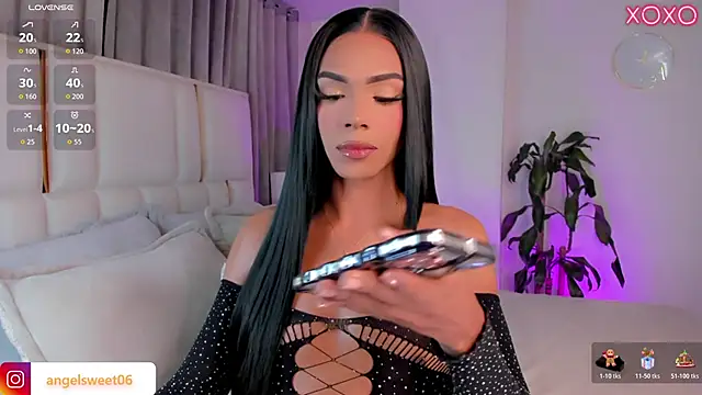 Snapshot of ANGELL06 chatting on November 2025 06:26:02 AM ANGELL06 online show from November 2025 06:26:02 AM