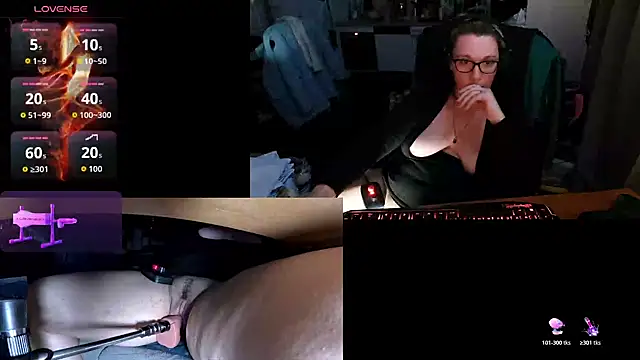 Snapshot of lili-hot-77 chatting on November 2025 07:46:02 PM lili-hot-77 online show from November 2025 07:46:02 PM