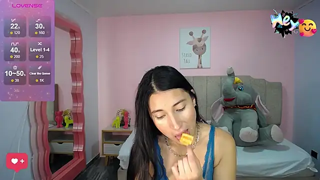 lizzyluk ch online show from February 2025 04:33:01 PM