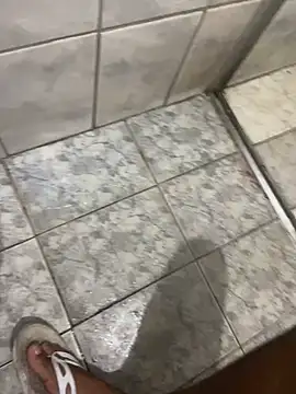 Snapshot of gomespauz chatting on December 2024 01:03:02 AM gomespauz online show from December 2024 01:03:02 AM