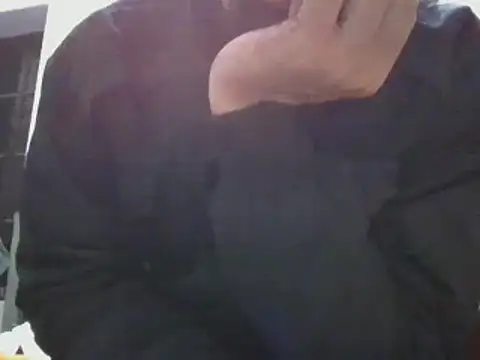 Snapshot of sexyvihan1 chatting on December 2024 04:04:01 PM sexyvihan1 online show from December 2024 04:04:01 PM