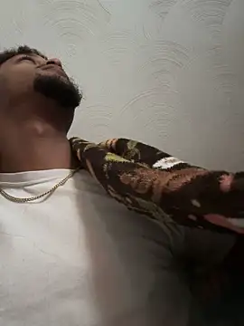 rayyymack online show from January 2025 05:00:02 PM