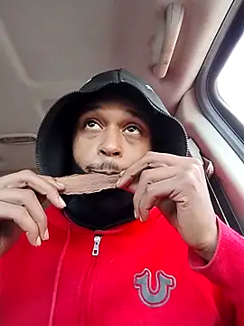 rayyymack online show from November 2025 04:17:02 PM