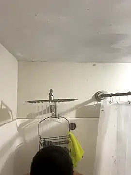 rayyymack online show from December 2025 10:39:01 PM