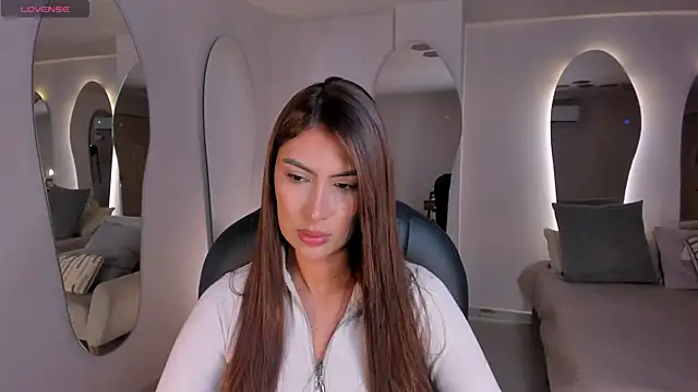 Snapshot of ArianaDumont chatting on June 2026 11:16:01 AM ArianaDumont online show from June 2026 11:16:01 AM