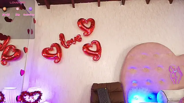 Snapshot of mariablonde_ chatting on February 2025 07:54:02 PM mariablonde online show from February 2025 07:54:02 PM