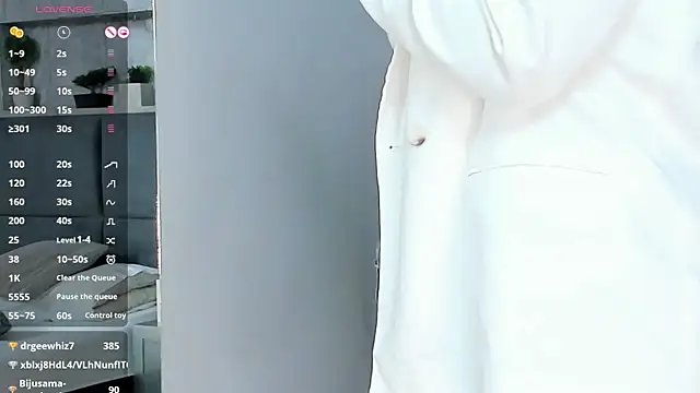 Snapshot of Salome_Diaz_ chatting on February 2025 07:37:02 PM Salome Diaz online show from February 2025 07:37:02 PM