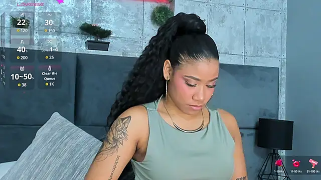 Snapshot of Salome_Diaz_ chatting on March 2025 12:46:01 PM Salome Diaz online show from March 2025 12:46:01 PM