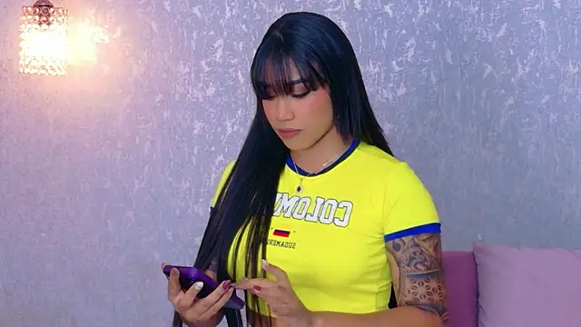 Salome Diaz  online show from June 2026 05:13:02 AM