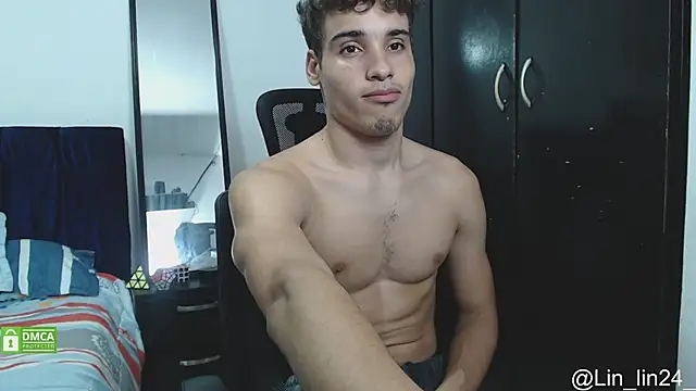 Snapshot of Babylin77 chatting on December 2024 02:15:02 AM Babylin77 online show from December 2024 02:15:02 AM