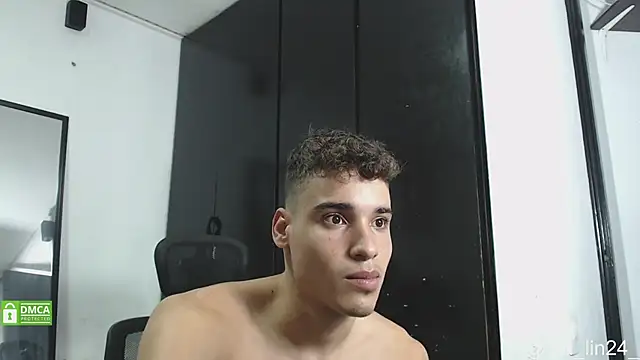 Snapshot of Babylin77 chatting on December 2024 02:23:01 AM Babylin77 online show from December 2024 02:23:01 AM