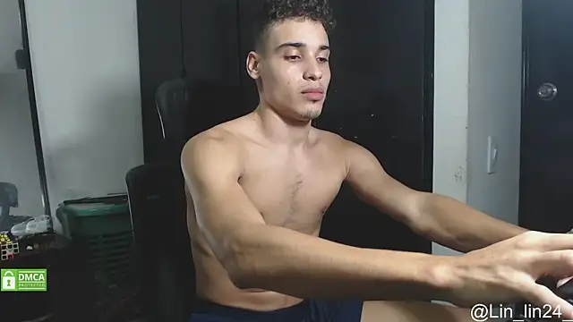 Snapshot of Babylin77 chatting on December 2024 04:44:02 AM Babylin77 online show from December 2024 04:44:02 AM